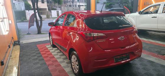 HYUNDAI HB20 1.0 COMFORT 12V FLEX 4P MANUAL HYUNDAI HB20 1.0 COMFORT 12V FLEX 4P MANUAL